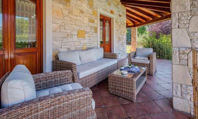 Sveta Nedelja Cabin | Rustically furnished villa with swimming pool and spacious yard near Labin