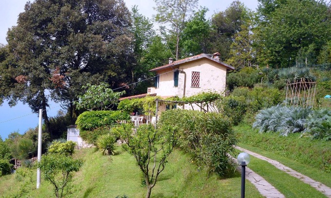 Capezzano House | Rustico in a panoramic position, terrace with sea view.