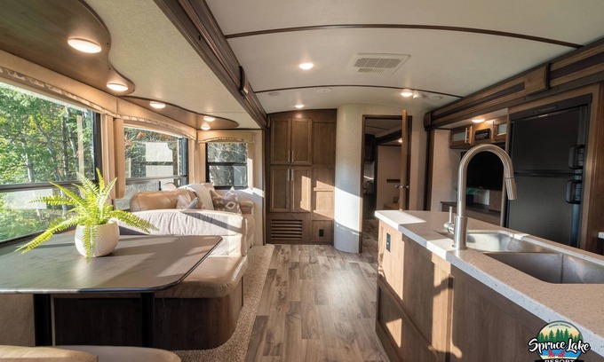 Kenora Resort | RV 2 Enjoy Lake Sunsets w/38' Bunkhouse at the Beach