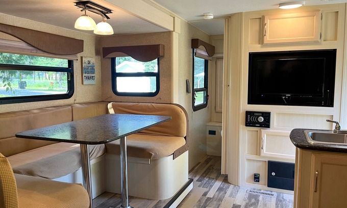 Whitefish House | RV Experience - 12 Minutes to Glacier!