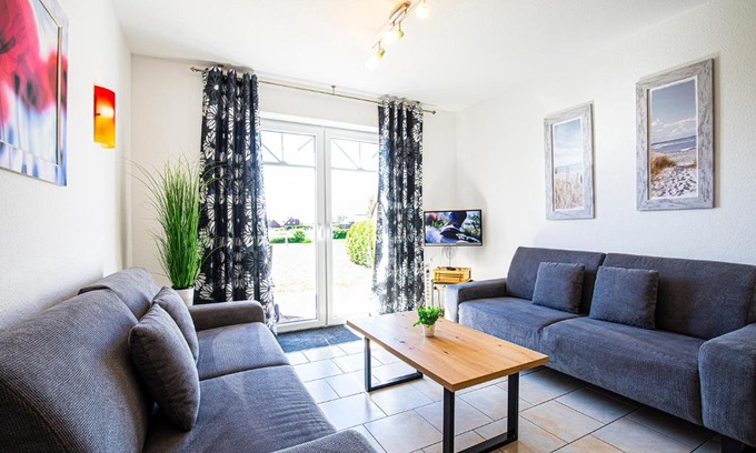 Werdum Apartment | Südblick 2Whg 7