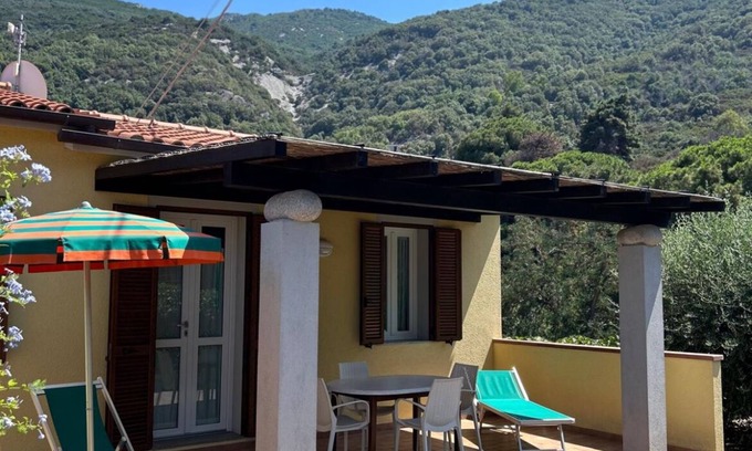 Sant' Andrea Apartment | S. Andrea Casa Gialla Piccola