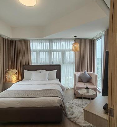 Poblacion District Hotel | S&R Staycation Davao - 1Bedroom & Fully Equipped Unit with NETFLIX at INSPIRIA CONDOMINIUM