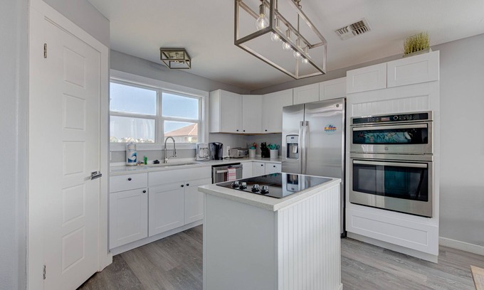 Port Aransas House | S. S. Minnow