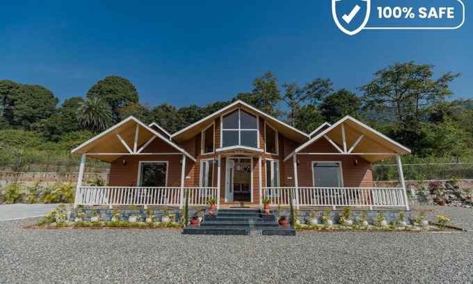 Bullawala Villa | SaffronStays Cottage Glade, Dehradun - luxury wooden cottage