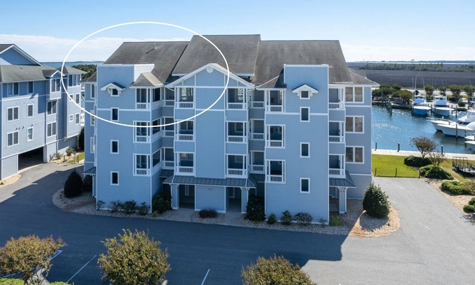 Manteo Condo | Sailfish Point Villa 6301 - Penthouse Double Unit on the World-Class Pirate's Cove Marina