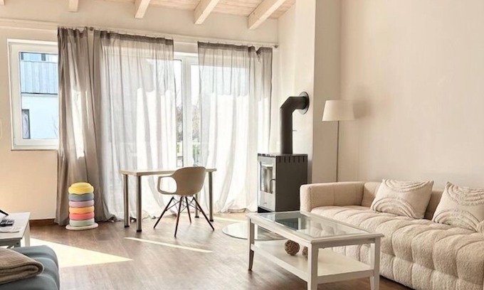 Warnemuende Apartment | Sailorlodge, quiet location on the Alter Strom - family-friendly, modern, special