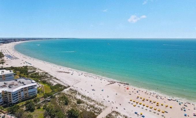 St. Pete Beach Apartment | Sala Suite 1! Monday & Thursday Fall Promo! Pet Friendly, Walk to Beach!