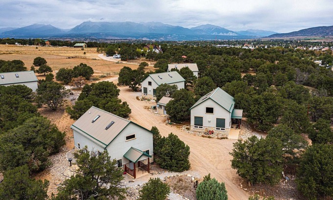 Salida House | Salida Cabin Rentals Close to Monarch Mountain and Hot Springs