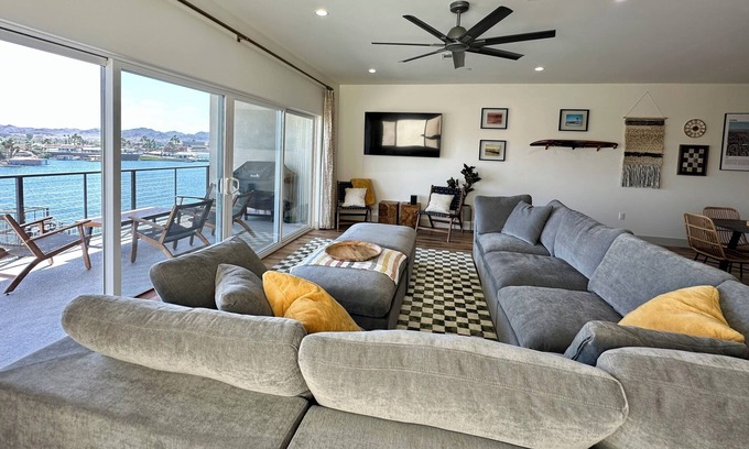Yuma House | Salt Cedar on the Lagoon- Modern Waterfront, dock, 3 bedroom, 2 suites, 4 bath