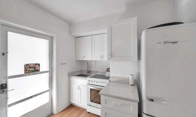 North Redington Beach Apartment | Salt Water Suites - #2 Florida Suite