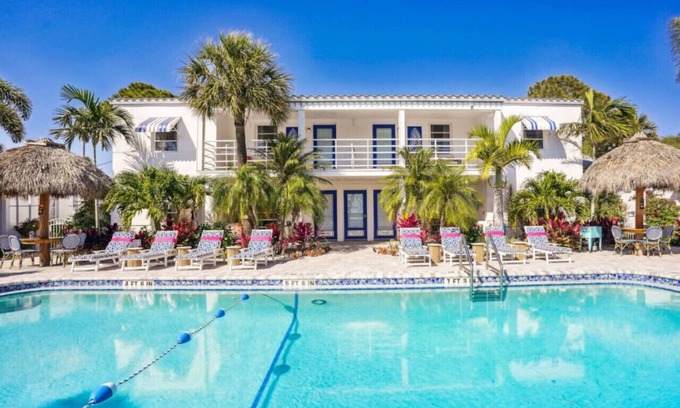 North Redington Beach Apartment | Salt Water Suites - #12 Flamingo