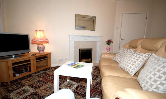 Loftus Apartment | Saltburn Holidays 1 Park View Loftus