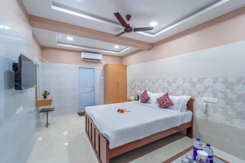 Kalapettai Hotel | Sam Residency