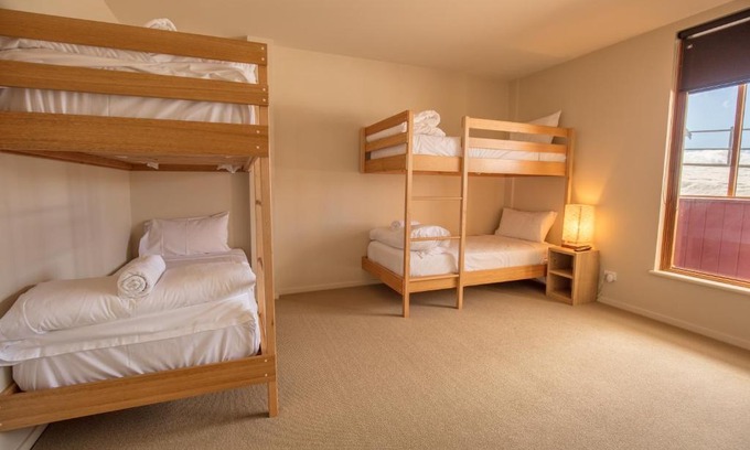 Hotham Heights Apartment | Sambuca