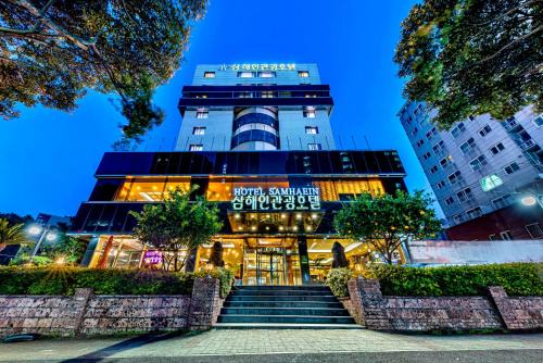 Yeon-dong Hotel | Samhaein Hotel