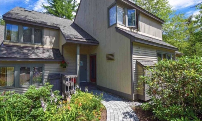 Gilford House | Samoset Condominium on Beautiful Lake Winnipesaukee