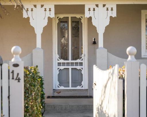 Orange House | Sampson Cottage - Historic Charm