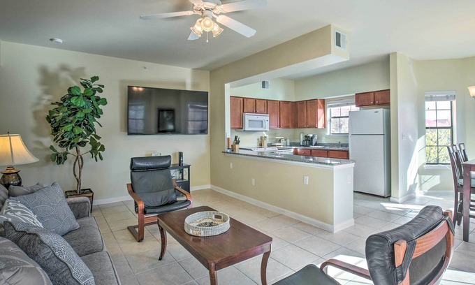 Eckhert Crossing Condo | San Antonio Condo w/ Shared Hot Tub & Pool!