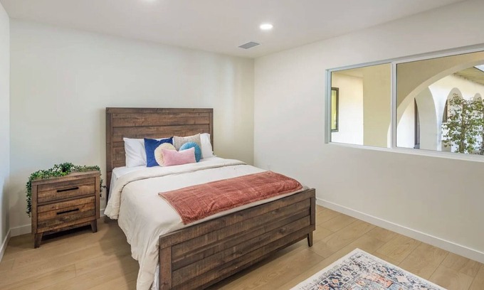 Poway House | San Diego Oasis, Pool, Yard, Private home!