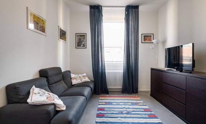 Historic Center Apartment | San Felice Apartment II by Wonderful Italy