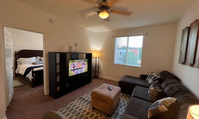Panorama City Apartment | SAN FERNANDO VALLEY 1+1 UNIT utilities are included and major freeways access