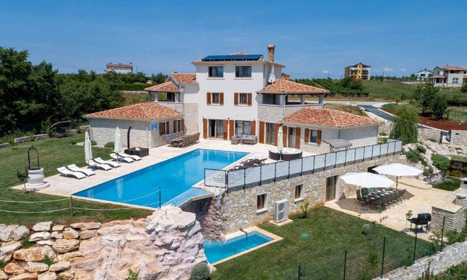 Nova Vas House | San Lorenzo by Interhome