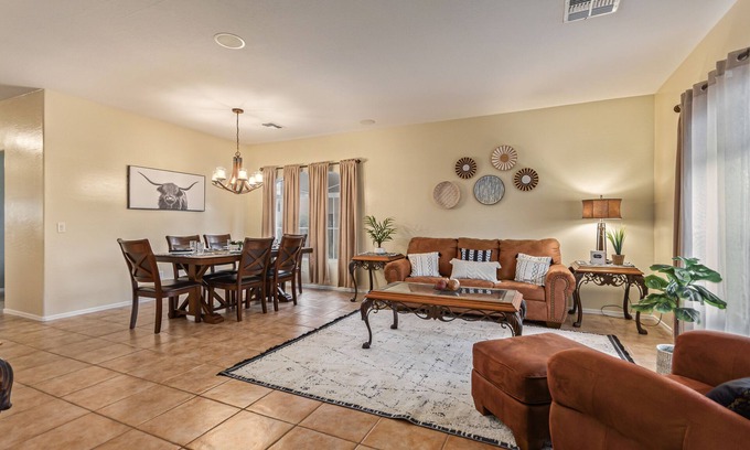 Rancho Bella Vista House | San Tan Super Sparkling Pool/Slide Home! 30 Night Min.