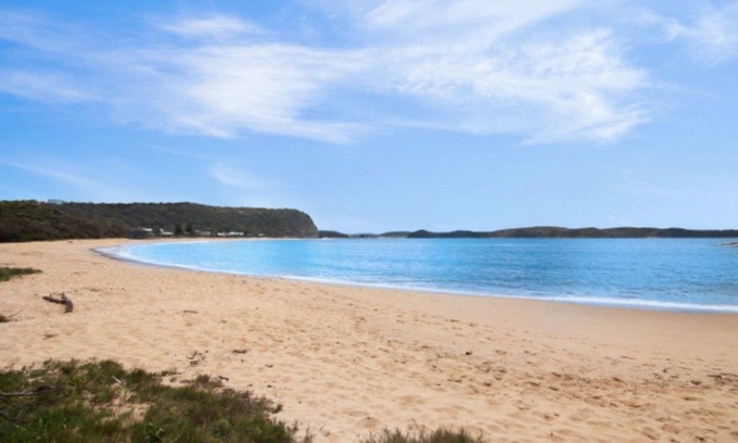 Pearl Beach House | Sand & Sea - Pearl Beach with pool