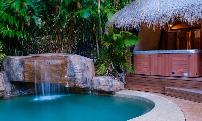 Avoca Beach House | Sandalwood