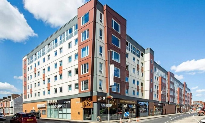 Middlesbrough Hotel | Sandard Room In Town Centre