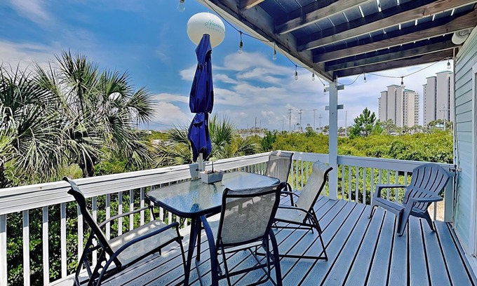 Navarre Beach House | Sandcastle Townhomes (NB) #19 | Pet Friendly!