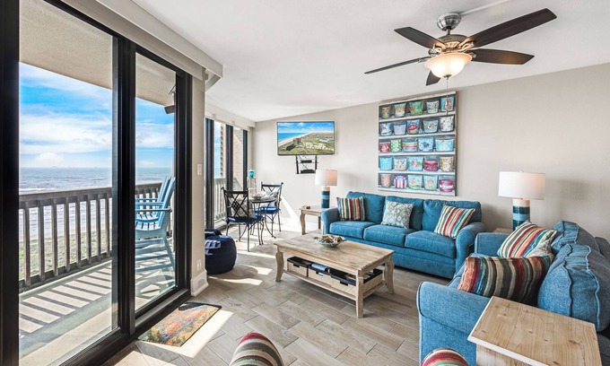 Port Aransas Condo | Sandpiper #602: Beachfront 2 Bedroom 2 Bathroom With Spectacular Views and 24 Hour Management