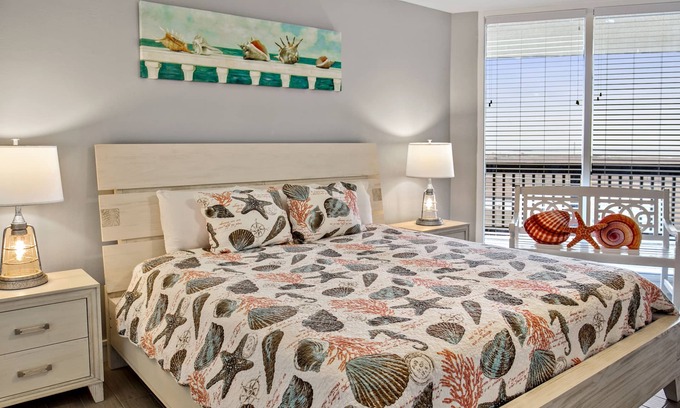 Port Aransas Condo | Sandpiper Condominiums 902, Panoramic Gulf Views w/direct access to Mustang Island/Port A beaches.
