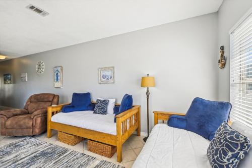 Holiday Isle Apartment | Sandpiper Cove 9210- by Holiday Isle Properties