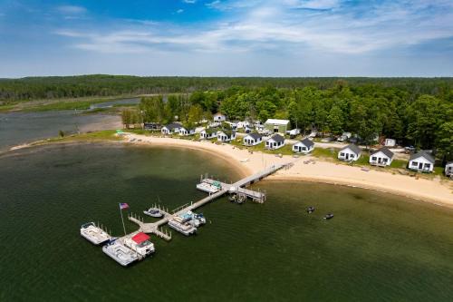 Cedarville House | Sandy Beach and Sunset Views Cedarville Cabin 3!