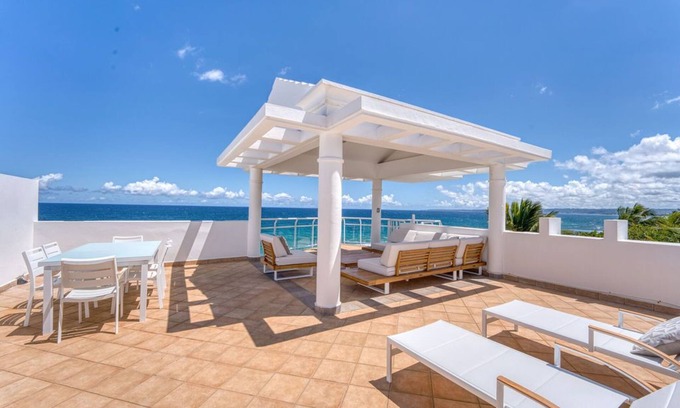 Puntas House | Sandy Beach Oceanfront Penthouse