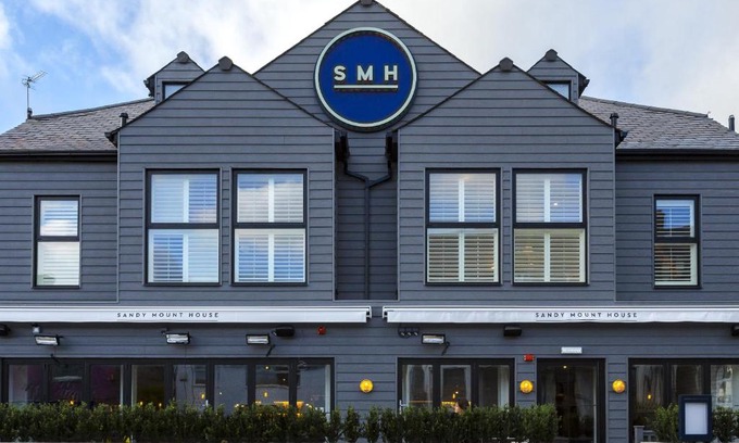 Rhosneigr Hotel | Sandy Mount House