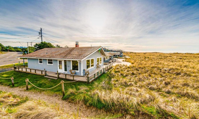Manzanita House | Sandy Shores MCA 378