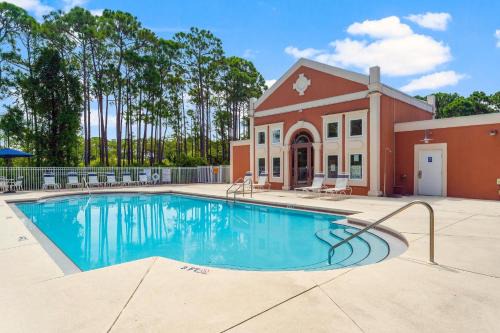 Miramar Beach House | Sandy Toes Retreat With Low-Speed Vehicle, Forest