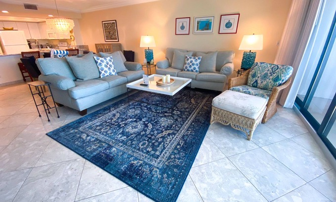 Punta Rassa Condo | Sanibel Harbour Resort Bay View Tower 336: Waterfront condo with breathtaking sunsets.