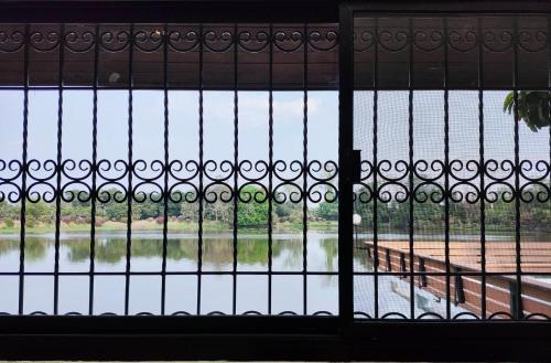 Mueang Len House | Sansai Lakeville