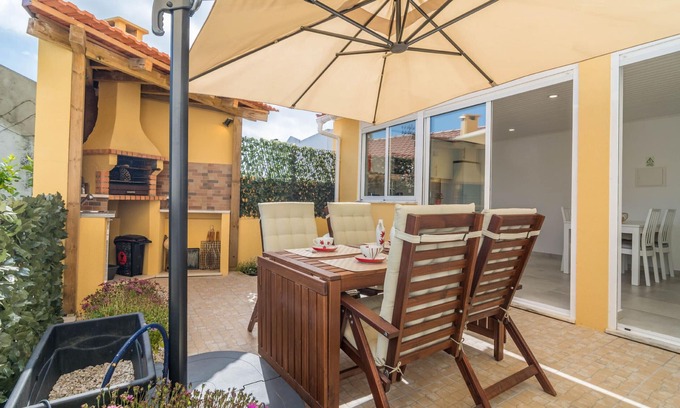 Estoril Apartment | Santa Catarina Terrace