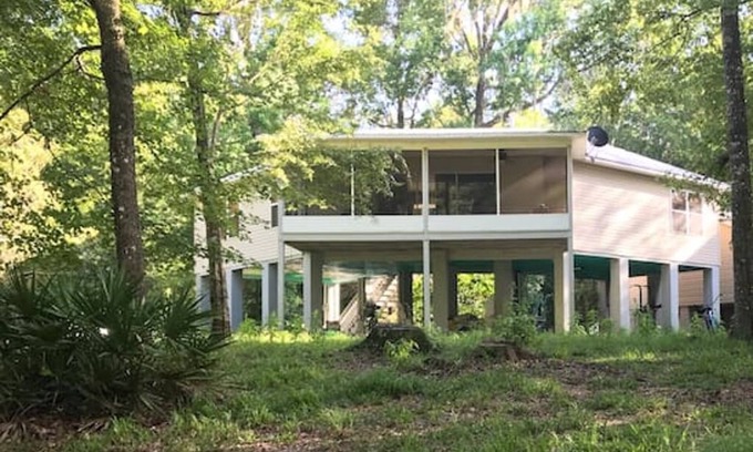 Lake City House | Santa Fe Landing 5miles to Ginnie Or 6miles To Ichetucknee Springs