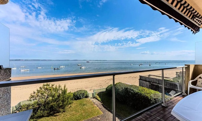 Arcachon Apartment | Santa Maria Residence - ARCACHON JOIGNY - ACCESSES DIRECT PLAGE AND VIEW BASSIN