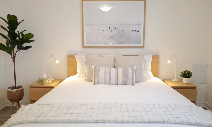 Industrial Park House | Santa Maria Suites | Pure Comfort
