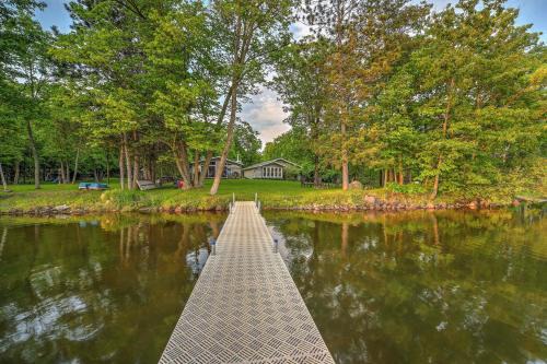 Brill House | Sarona Serenity Lakeside Retreat with Boat Dock!