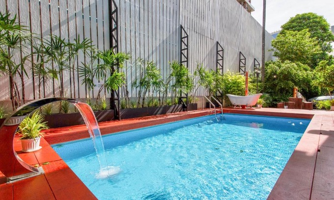 Thung Maha Mek Villa | Sathorn Private Pool Villa