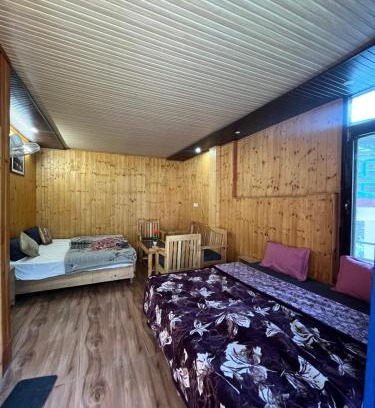Barot Hotel | Savitri hotel and restaurant