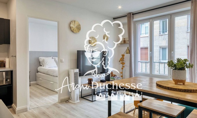 Quartier Vieux Marche-Cathedrale Apartment | Savonnerie Cathédrale : 2 suites avec ascenseur proche Cathédrale !